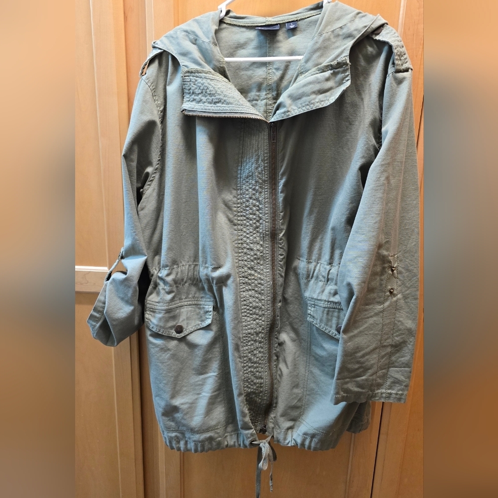 Utility Style Women's Jacket in Olive Green